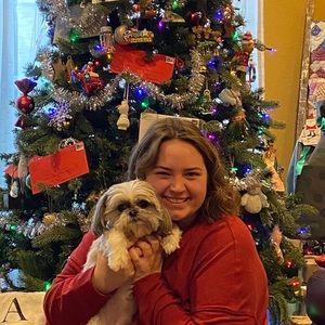 Meet your Posher, Haley